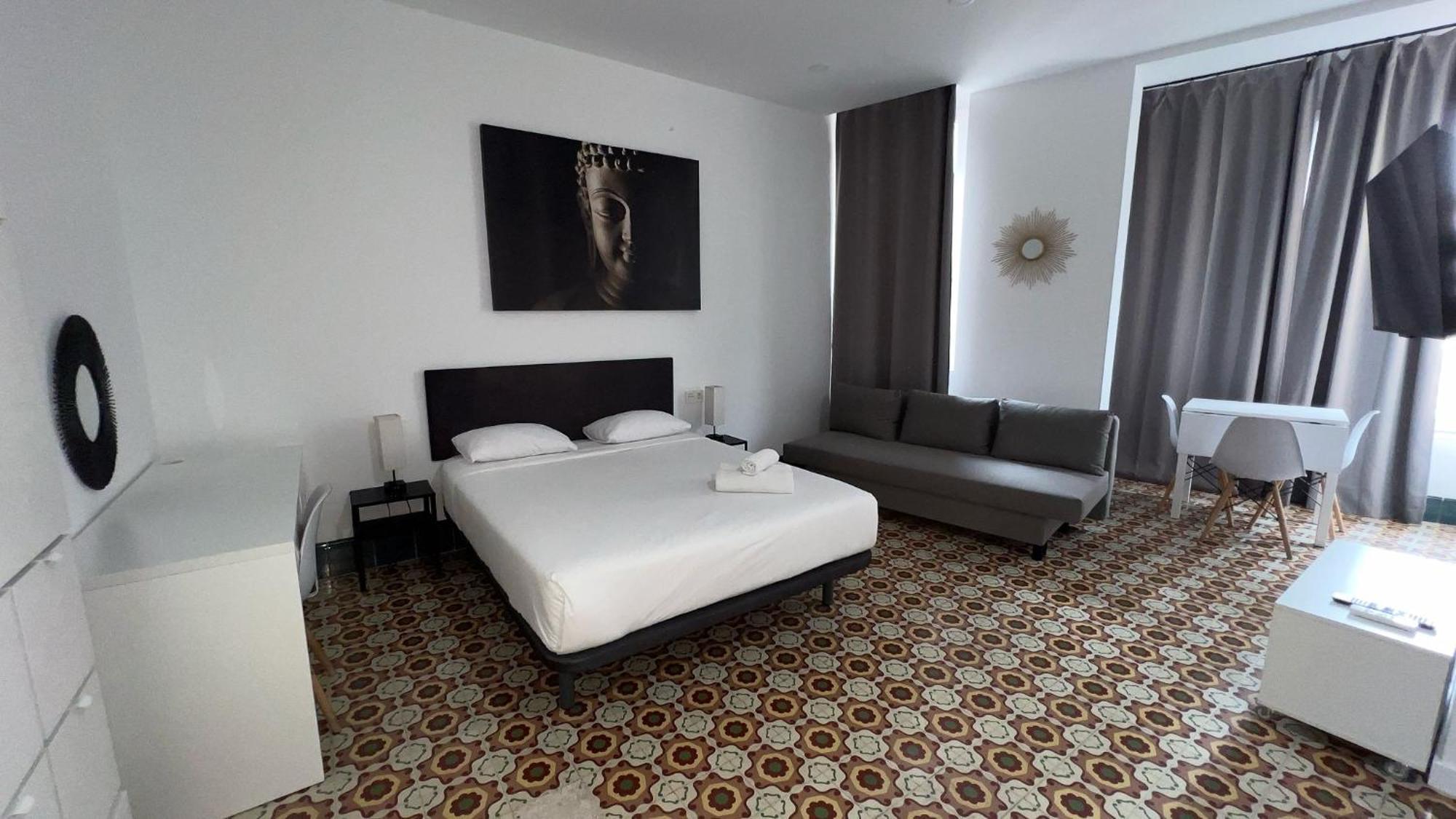 Bieti Castellon Hostel Castellon de la Plana Bagian luar foto